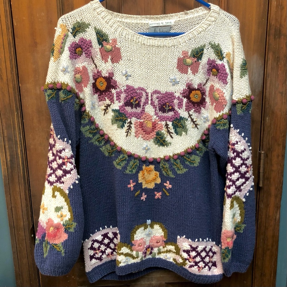 Vintage 80’s Hand Knit Floral Sweater